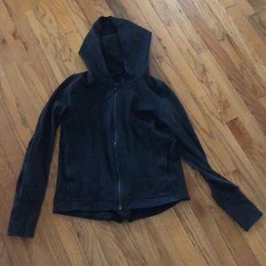 Lululemon zip up hoodie in very good condition